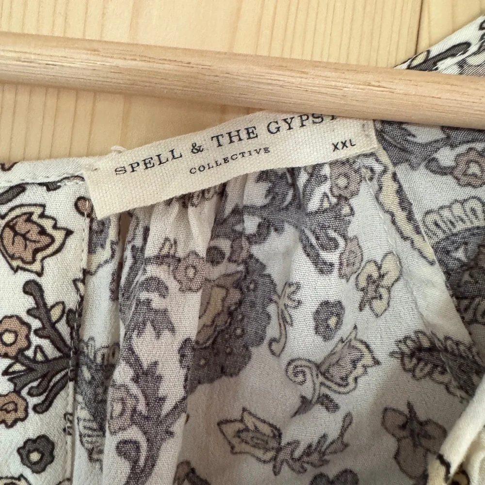 Spell & the Gypsy Journey Printed Romper XXL - Picture 5 of 7
